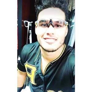 Meet your Posher, Elys